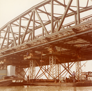 20232145 Keizersveerbrug, 1977-03-24